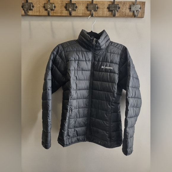 Columbia Jackets & Blazers - Columbia Puffer Jacket In Black Size XS